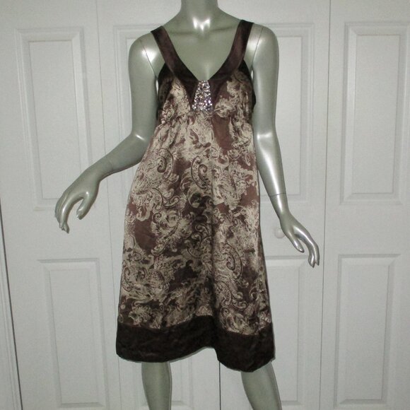 BCBG MAX AZRIA Brown & White Print Textured Paisley Silk Sleeveless Dress - Picture 1 of 7